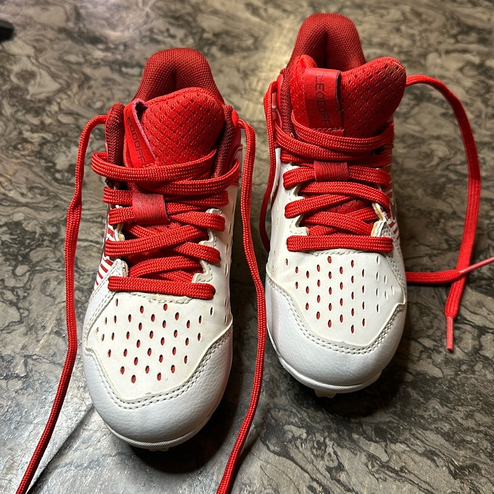 Size C10 Under Armor Toddler Baseball Cleats